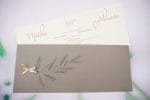 Invitatii nunta crem cu text elegant maro 10 x 24.5 cm