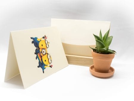 Invitatii botez personalizabile cu text model Minioni 13