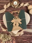 Invitatii nunta  carton reciclat model floral eticheta sub forma de frunza 16 x 16 cm
