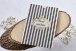Invitatii nunta clasice cu dungi aurii 14 x 20.3 cm