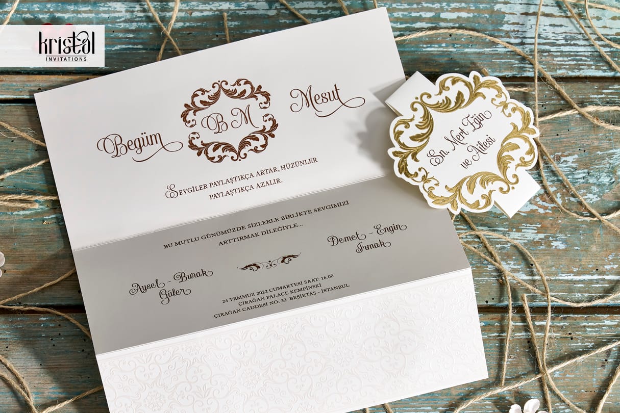 Invitatii nunta carton lucios cu bentita 22 x 10.2 cm Invitatii nunta carton lucios cu bentita 22 x 10.2 cm