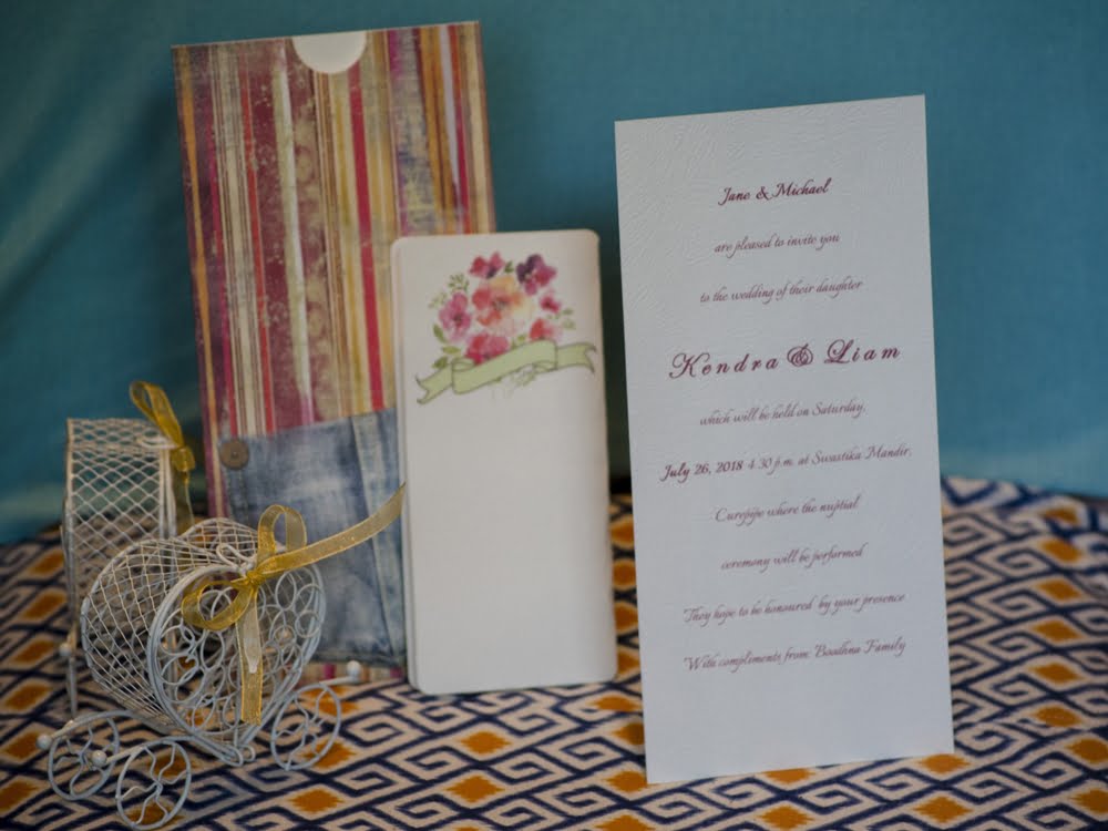 Invitatii nunta model vintage dungi vericale 10 x 21 cm Invitatii nunta model vintage dungi vericale 10 x 21 cm