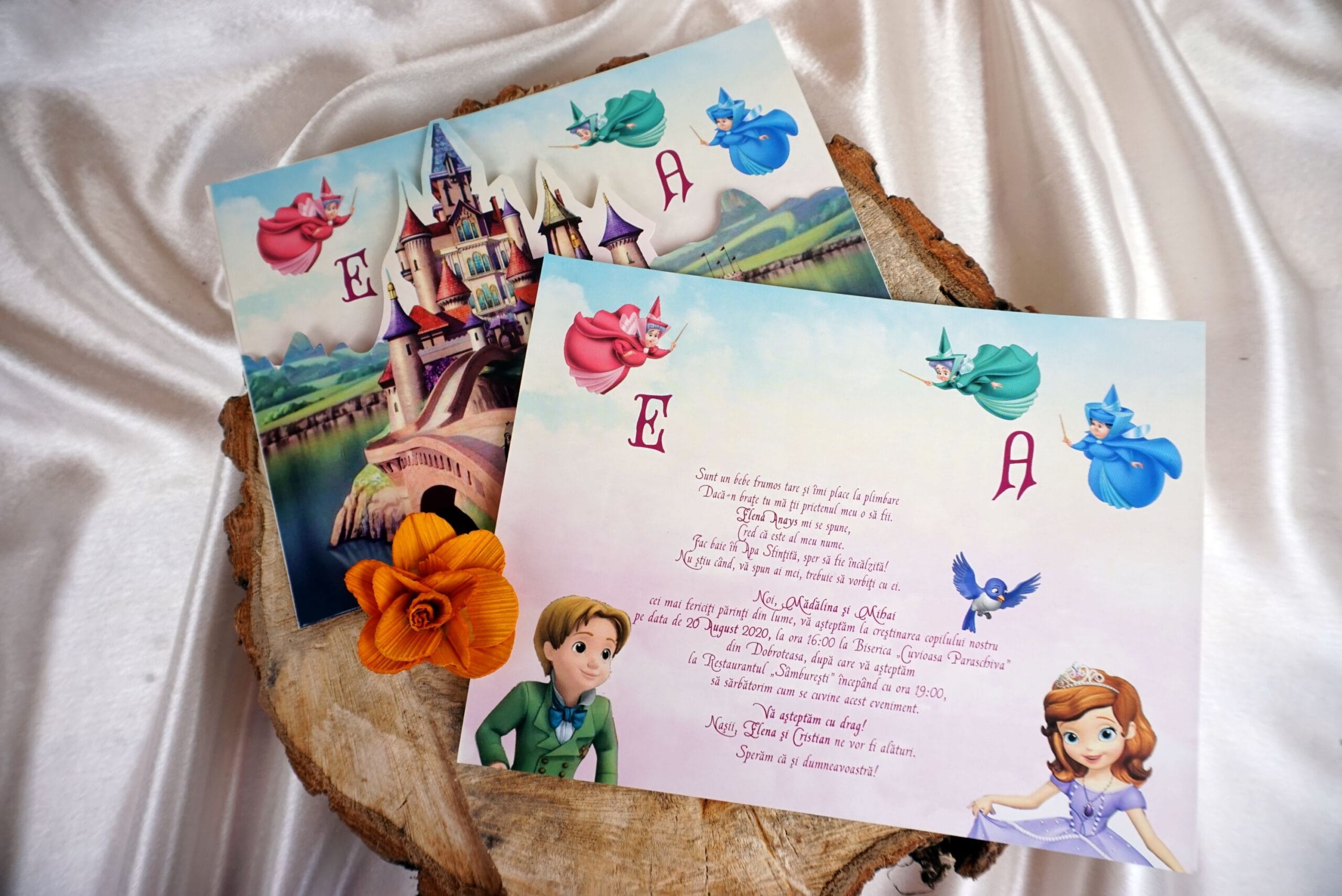 Invitatii botez decupata tip castel 15.8 x 20.8 cm Invitatii botez decupata tip castel 15.8 x 20.8 cm