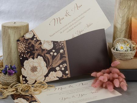 Invitatii de nunta din carton sidefat floral 10.5 x 23 cm
