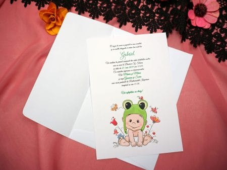 Invitatii botez imagine cu un bebelus 13.5 x 20 cm