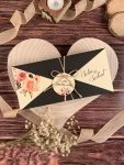 Invitatii de nunta din carton sidefat floral – personalizare text 19 x 9 cm
