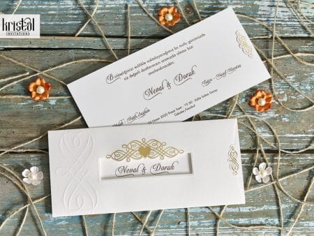 Invitatii nunta decupaj cu model auriu 23 x 10.5 cm