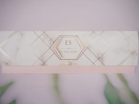 Invitatii nunta carton mat si plic foarte elegant cu perlă 27.5 x 8.5