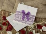 Invitatii nunta funda si model mov 15 x 15 cm
