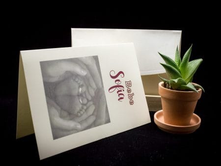 Invitatii botez model tip carte picioruse bebe 13