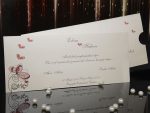 Invitatii de nunta caron sidefat floral cu inimioare 24 x 10 cm