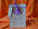 Invitatii nunta carton mat cu motive florale si panglica 19 x 13.5 cm