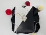 Invitatie de nunta cu plexiglas eleganta neagra cu auriu