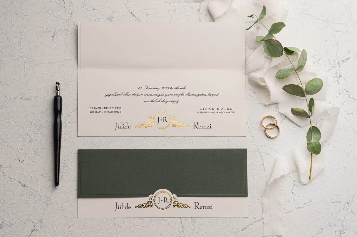 Invitatii nunta verde cu auriu personalizare inclusa in pret Invitatii nunta verde cu auriu personalizare inclusa in pret