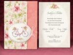 Invitatii nunta roz somon model floral si bicicleta