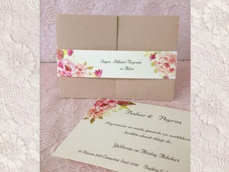 Invitatii nunta cu flori roz carton mat