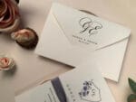 Invitatii nunta eleganta cu panglica mov