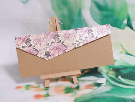 Invitatii nunta model flori roz carton mat