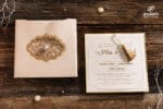 Invitatii nunta eleganta din carton gros cu canaf auriu 1 Invitatii nunta eleganta din carton gros cu canaf auriu