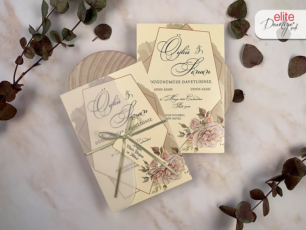 Invitatii nunta crem elegante cu foaie de calc Invitatii nunta crem elegante cu foaie de calc