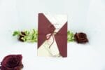 Invitatii nunta elegante cu flori crem bordo