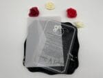 Invitatii nunta plexiglass cu plic gri si chenar argintiu