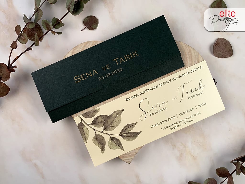 Invitatii nunta verde crem cu model cu frunze Invitatii nunta verde crem cu model cu frunze