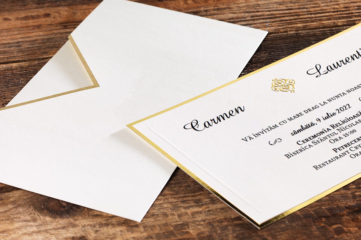 Invitatii nunta lux din carton gros crem cu margini aurii Invitatii nunta lux din carton gros crem cu margini aurii