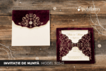 Invitatii nunta lux din catifea nuanta visiniu si crem cu bijuterie