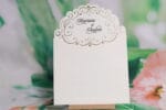 Invitatii nunta cu plic inclus aurie si plic elegant