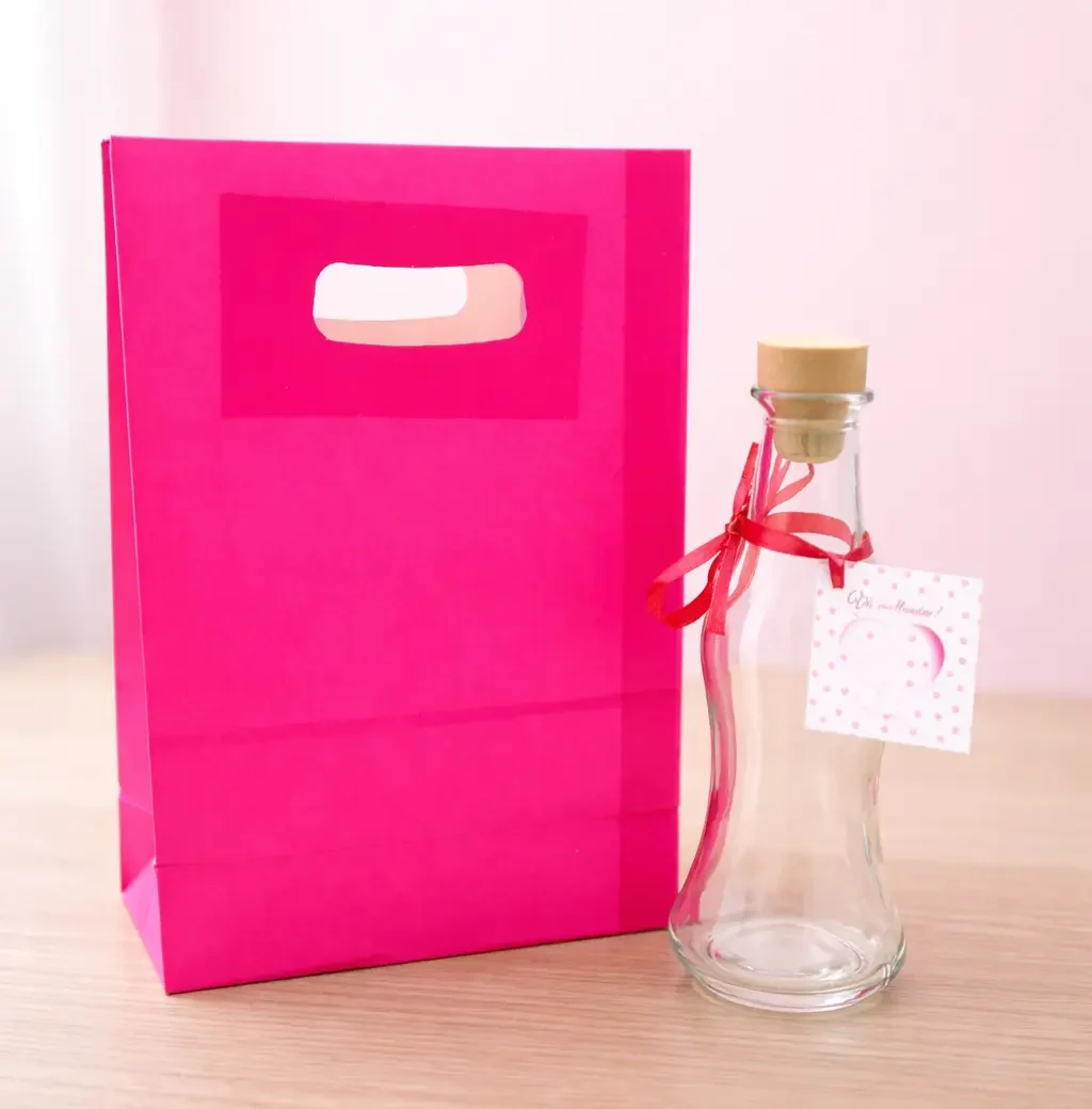 Marturii botez Set 9-Minnie: Pungi, Sticle 200ml Marturii botez Set 9-Minnie: Pungi, Sticle 200ml