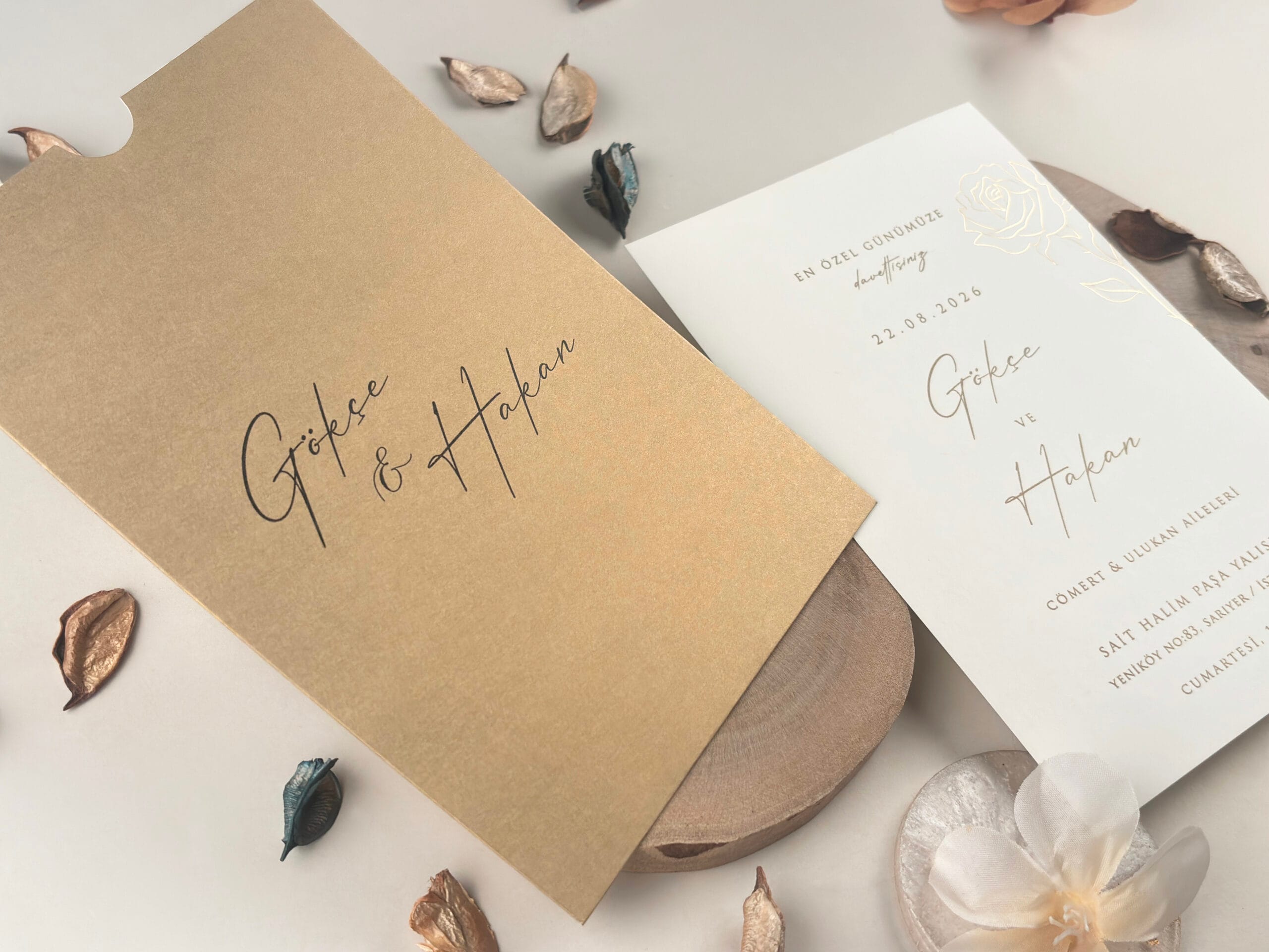2bdf4859 Invitatii de Nunta 13325-Elite: Eleganta si Stil pentru Nunta Ta