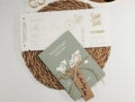 Invitatie nunta pasaport kaki 2472
