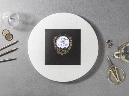 Invitatie nunta neagra cu auriu 7133