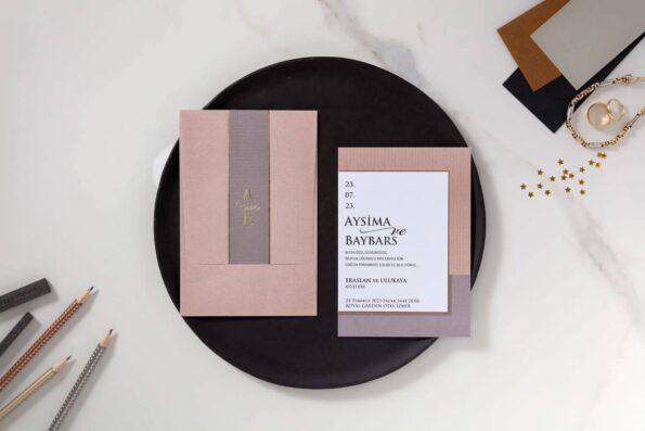 Invitatii de nunta personalizate Modele elegante si unice pentru Tine Invitatii nunta elegante 10596