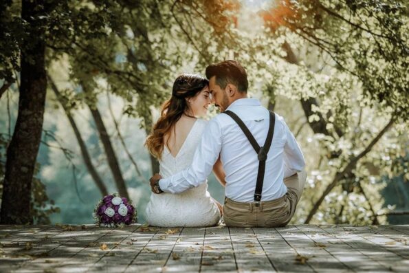 Cum sa alegi invitatiile perfecte pentru nunta ta. 3 variante Cum sa alegi invitatiile perfecte pentru nunta ta