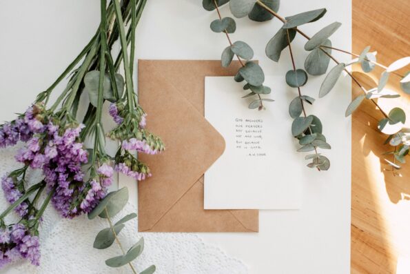 Cum sa pregatesti invitatiile perfecte pentru nunta Cum sa pregatesti invitatiile perfecte pentru nunta